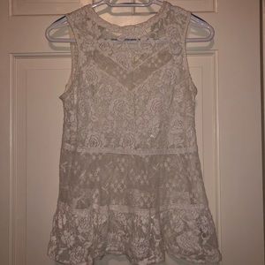 White laced blouse tank top